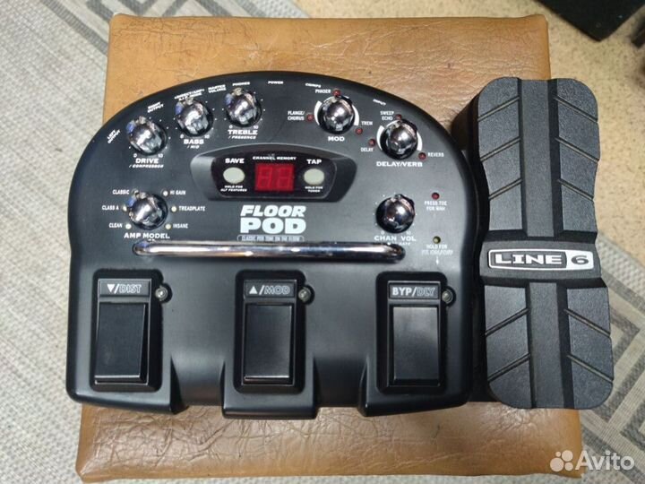 Гитарный процессор line 6 floor pod