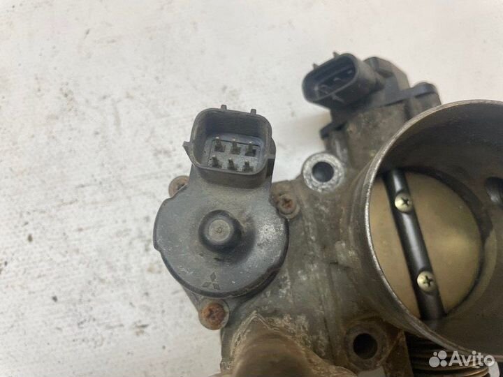 Дроссельная заслонка Suzuki Escudo 1998-2005
