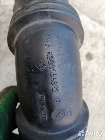 Патрубок Воздушный Рено Меган 2 1.6 2.0