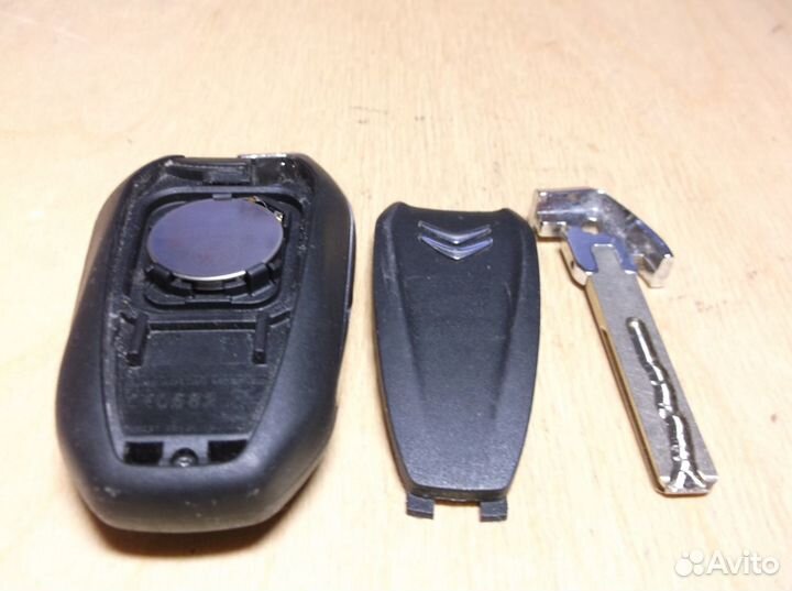 Citroen чип ключ иммобилайзера Valeo a01tab