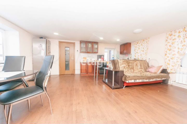 Дом 140 м² на участке 6 сот.