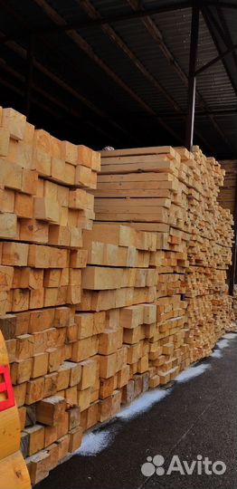 Брус из лиственницы для загородного строительства