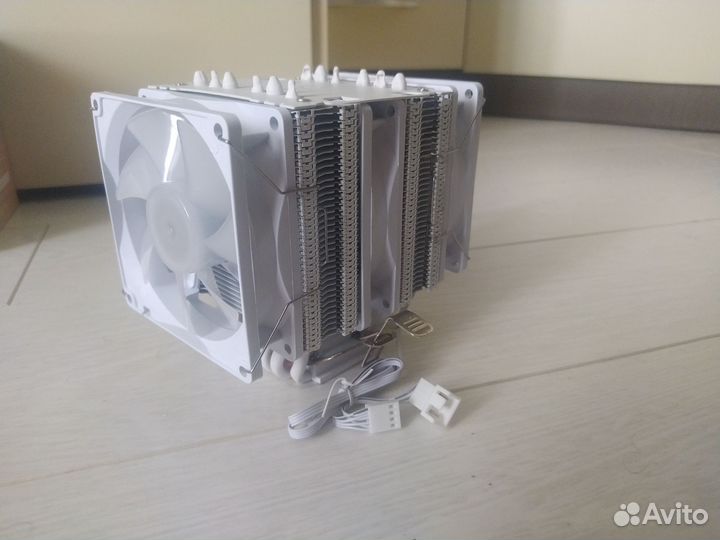 Кулер для процессора Z135 3 кулера 6 трубок белый