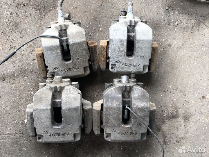 Тормозные суппорта 40/20 бмв х5 е70