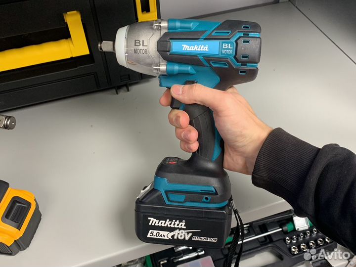 Аккумуляторный Гайковерт Makita 600нм