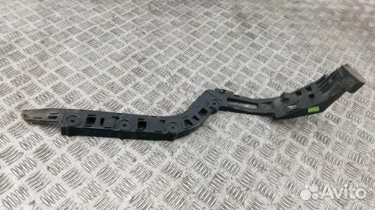 Крепление бампера переднее volkswagen passat B7 (8