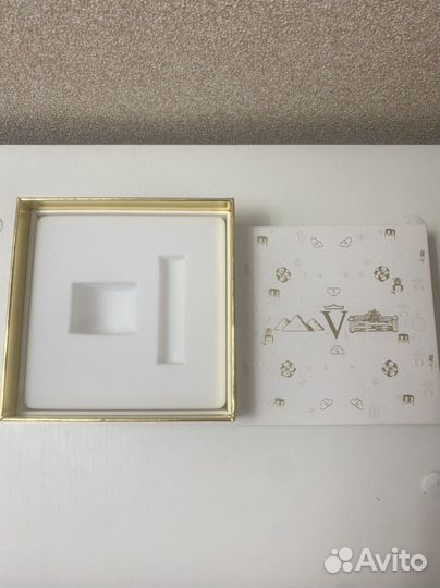 Valmont коробка от набора