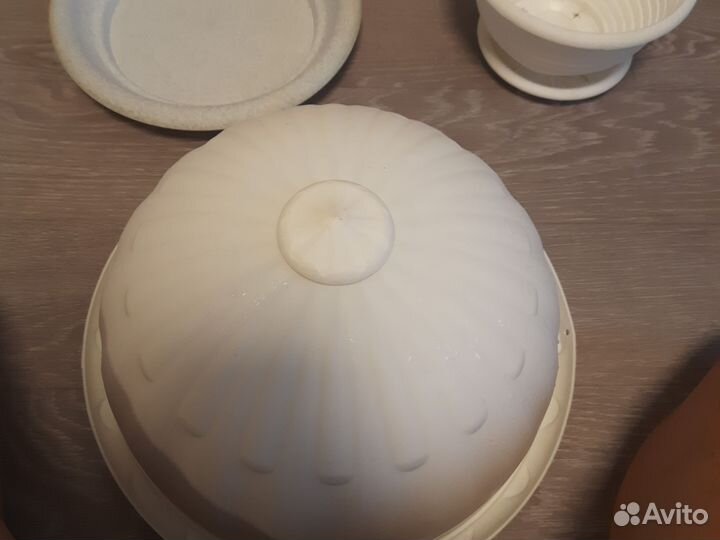 Горшки для цветов белые пластиковые подвесные