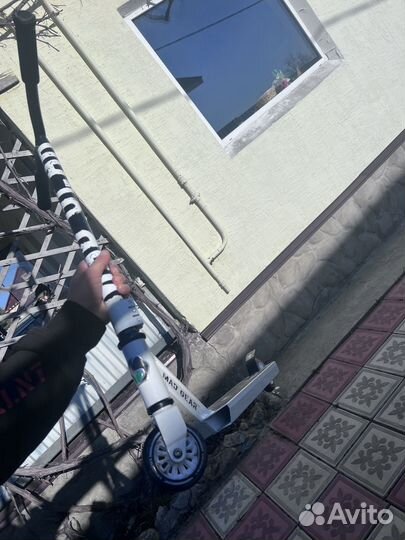 Самокат трюковой новый