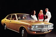 Toyota Mark II X10 (1972—1976) Седан