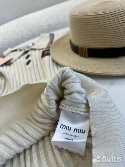 Шикарная кофточка Miu Miu