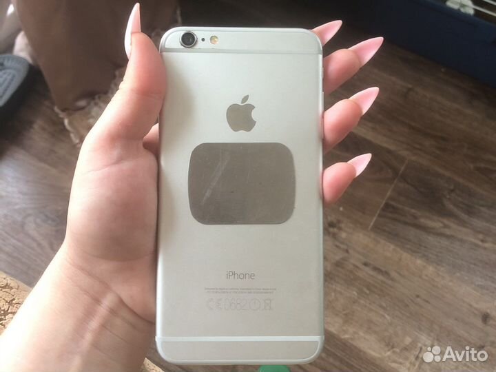 Телефон iPhone