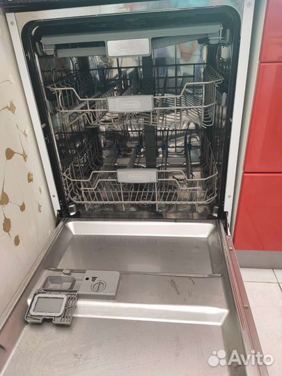 Посудомоечная машина DeLonghi