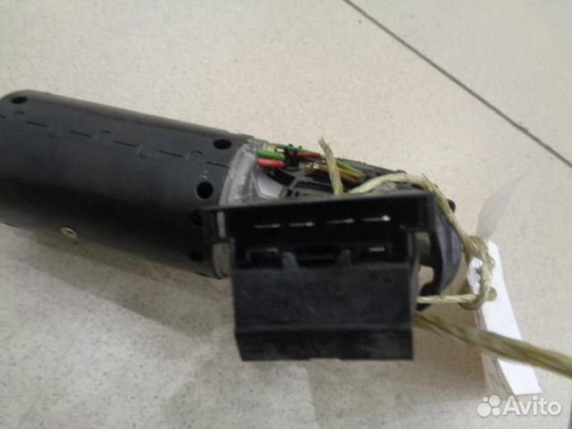 Моторчик стеклоочистителя передний Mercedes Benz