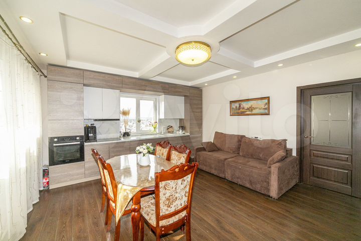 Дом 160 м² на участке 8 сот.