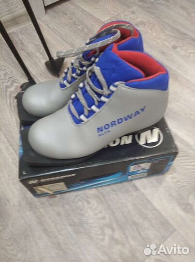 Беговые лыжи