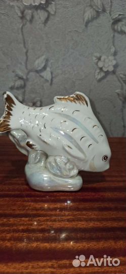 Статуэтки фарфоровые