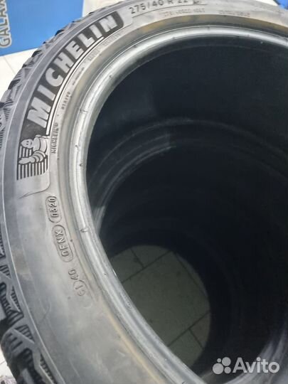 Michelin X-Ice North 4 SUV 275/40 R22 108