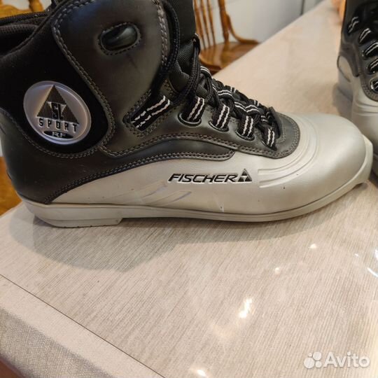 Лыжные ботинки fischer