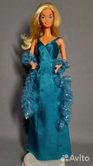 Платье с боа на Барби