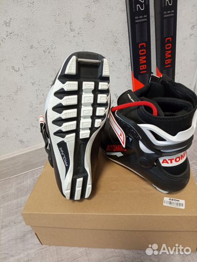 Беговые лыжи atomic
