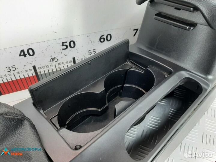 Консоль салона (центральная часть) Mazda 6 GG 2002