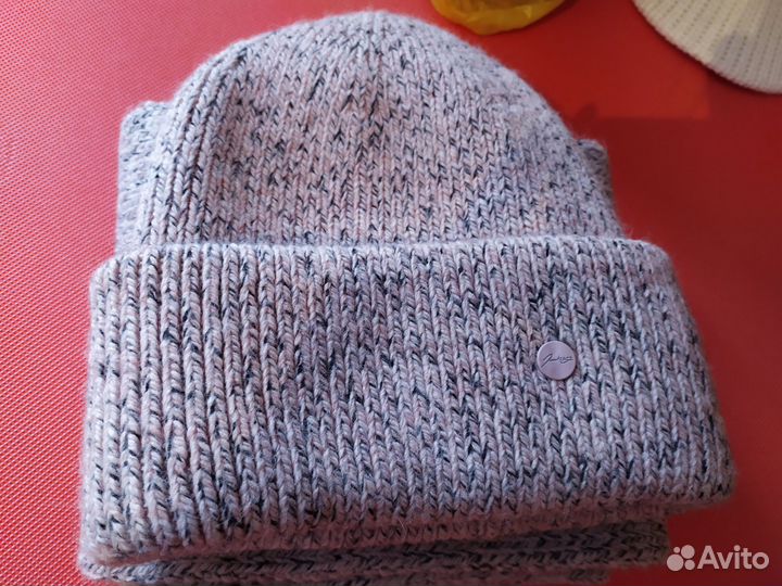 Шапка и шарф женские