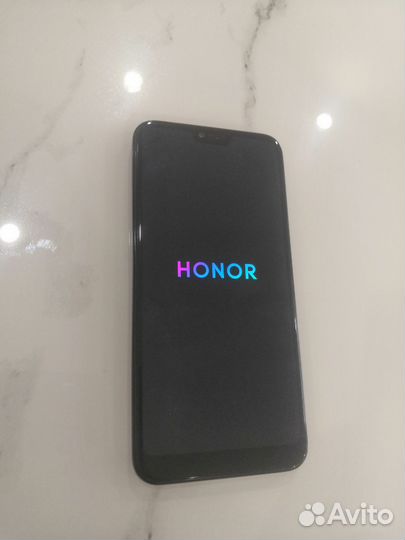 HONOR 10, 4/64 ГБ