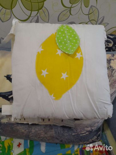 Бортики подушки на кроватку