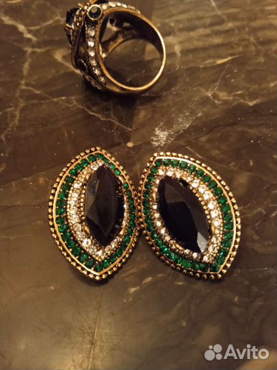 Комплект: кольцо и серьги