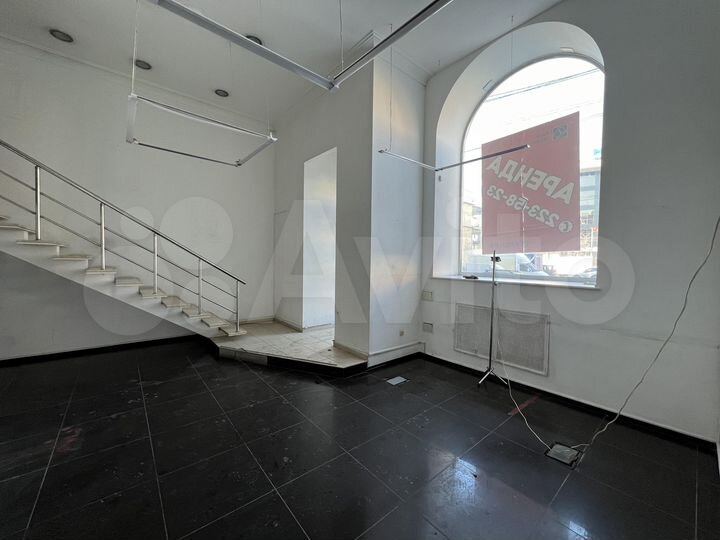 Сдам торговое помещение, 151.7 м²