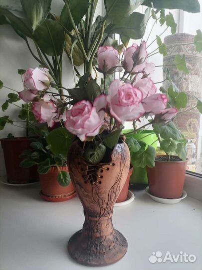 Ваза для украшения интерьера