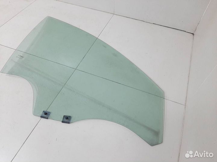 Стекло двери передней правой Renault Logan 2 2014