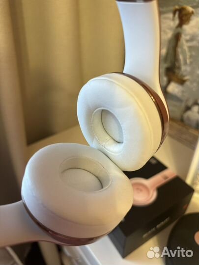 Беспроводные наушники Beats Solo3, розовое золото