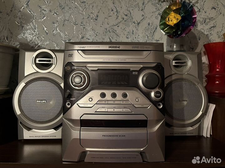 Музыкальный центр philips
