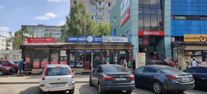 Здание, 2380 м²