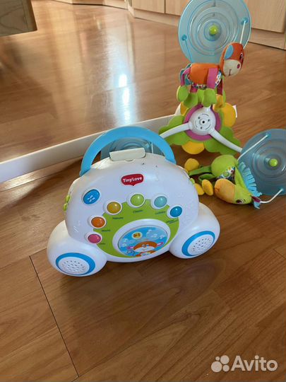 Мобиль на кроватку Тини love