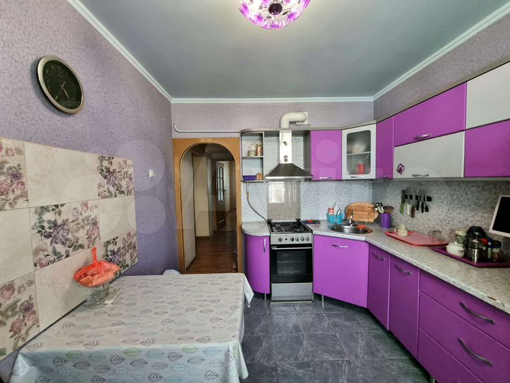 2-к. квартира, 55 м², 2/9 эт.