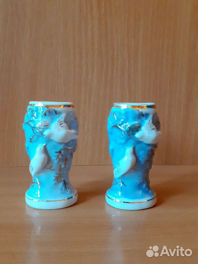 Парные миниатюрные вазочки 