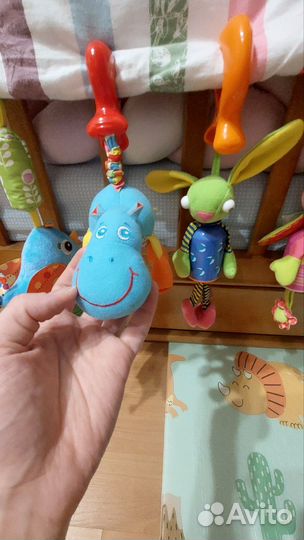 Игрушки пакетом Tiny Love колокольчики подвески