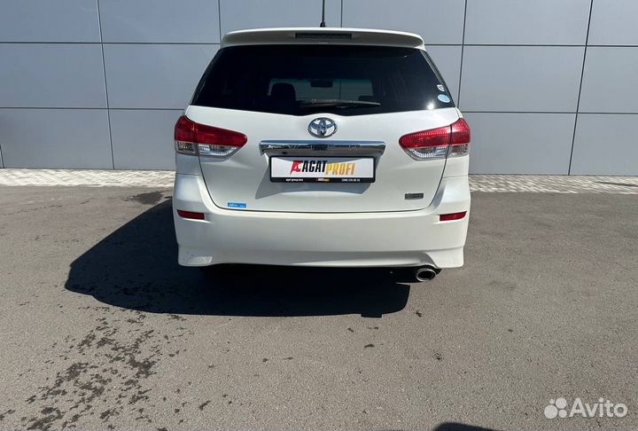 Toyota Wish 1.8 CVT, 2010, 217 165 км