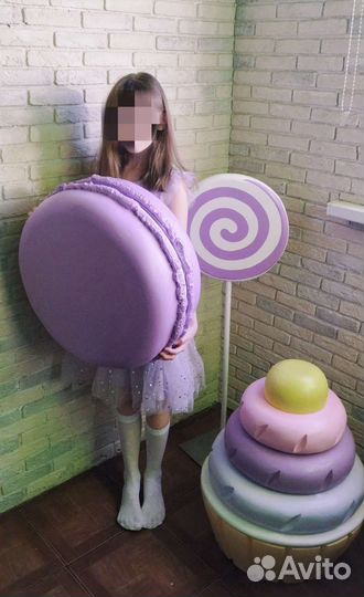 Сладости из пенопласта большие