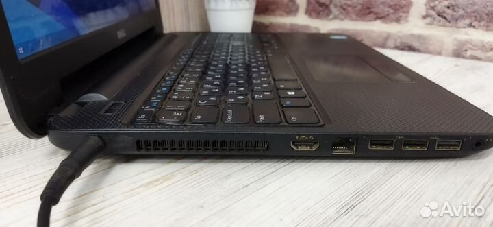 Ноутбук dell inspiron 3537 3537-9458