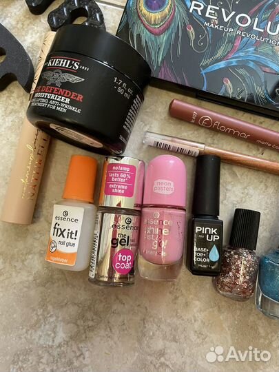 Косметика пакетом kiehl's, revolution
