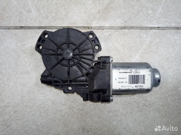 Моторчик стеклоподъемника Hyundai ix35 LM 2010-201