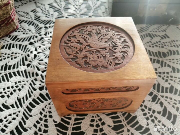 Шкатулки дерево, латунь, перламутр