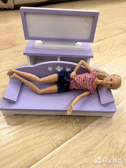 Диван и тв с тумбой для кукол