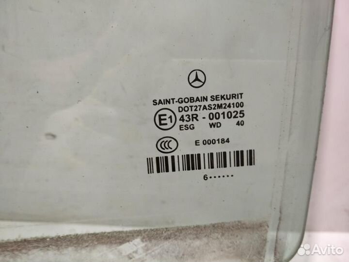 Стекло двери задней левой Mercedes-Benz E-Класс