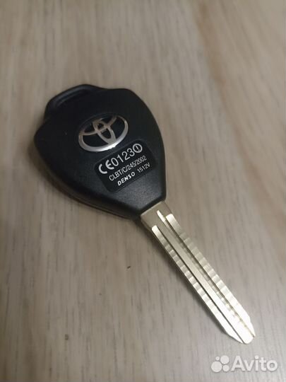 Ключ зажигания Тойота (корпус) TOY43