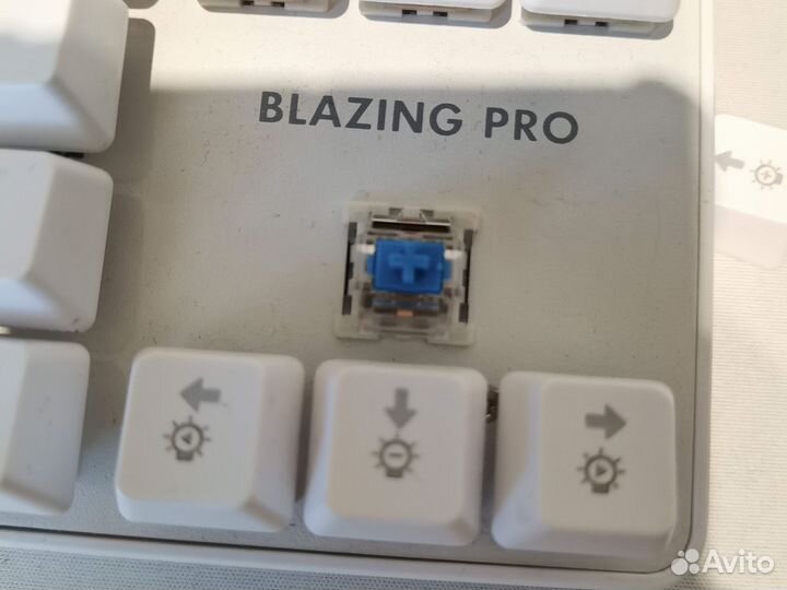 Механическая клавиатура blazing pro white